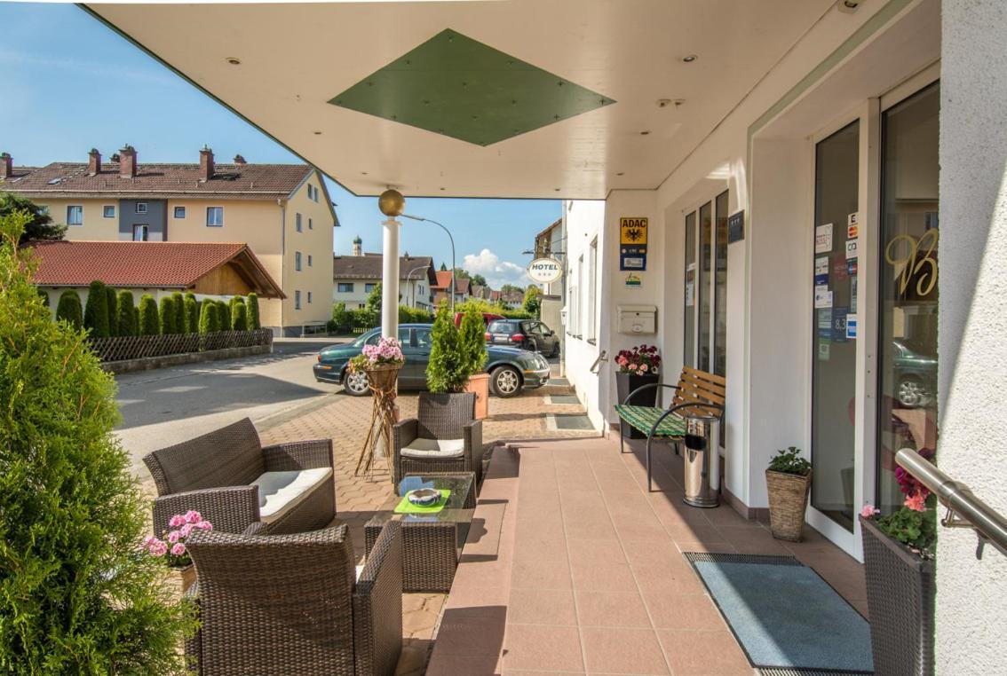 Hotel St. Martin Марктобердорф Экстерьер фото